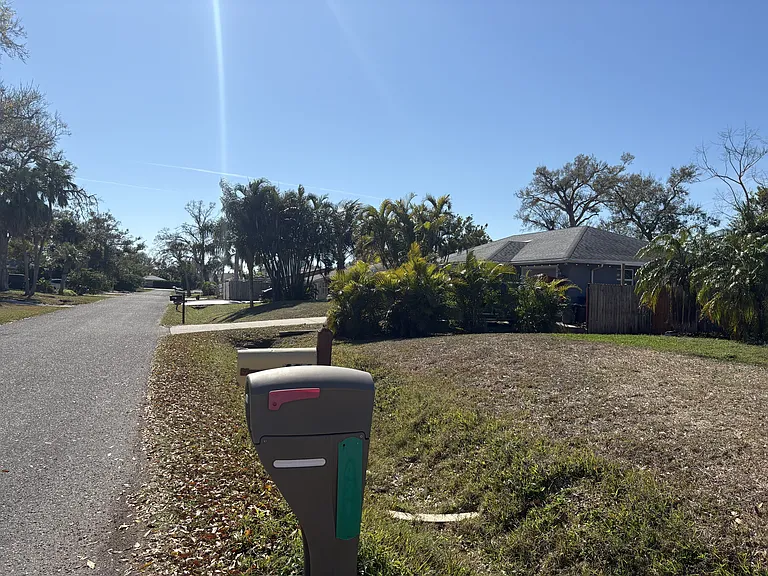 424 Pelican Rd — Photo 12