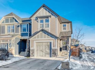 16 W Legacy Reach Mnr SE, Calgary, AB T2X 2C3