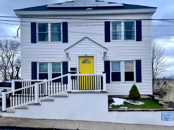 24 Graham St, Leominster, MA 01453