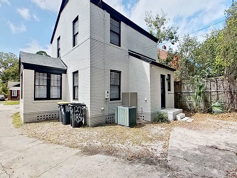 Flagler Avenue 1651-1653 — Photo 24