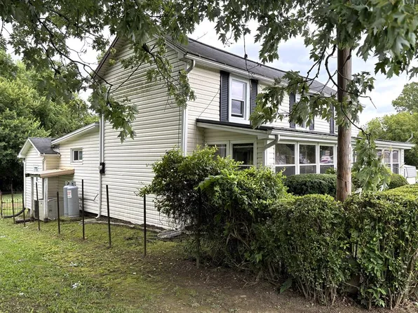 18 3rd St, Waverly, OH 45690