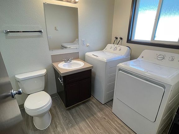 4th image of 538 NE Anderson St #536