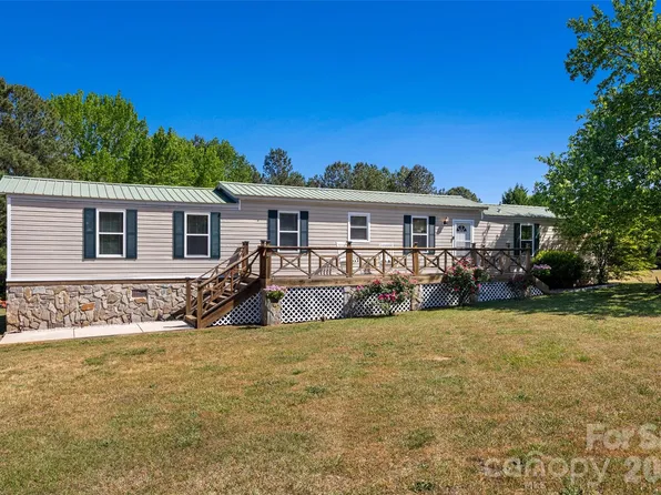 821 Nancys Pl, Chester, SC 29706