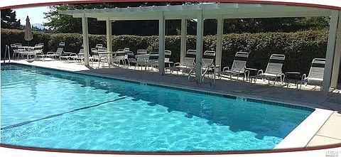 1st image of 310 Parklane Plz