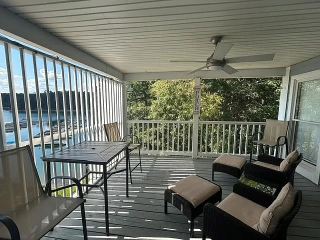 2 bed, 2.0 bath, $3,000 — Photo 1