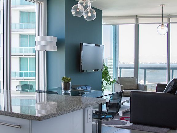 3rd image of 888 Biscayne Blvd APT 2712