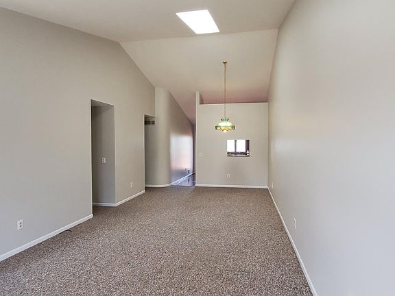 3rd image of 35937 Fierimonte Dr