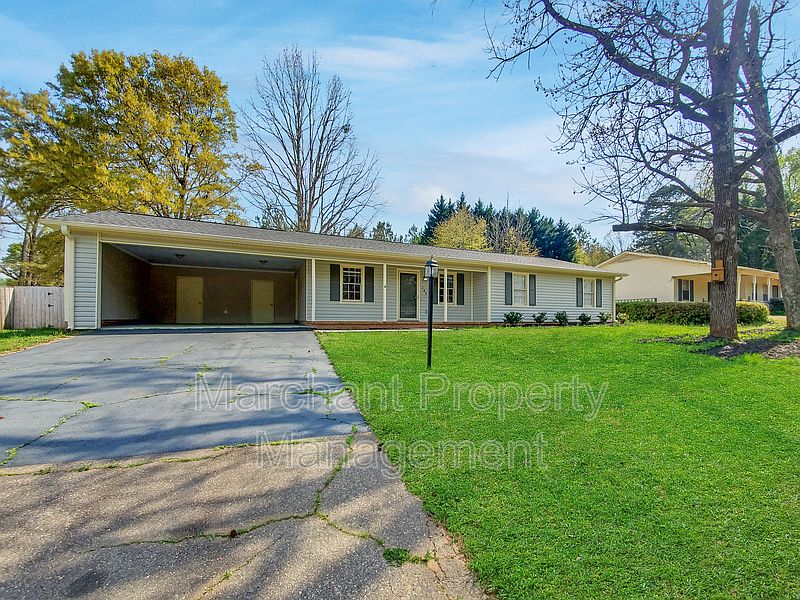 1st image of 149 Willowood Dr