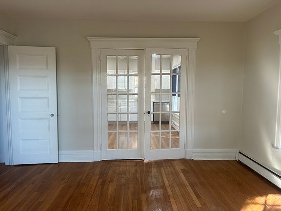 5th image of 182 Claremont Ave Floor 2