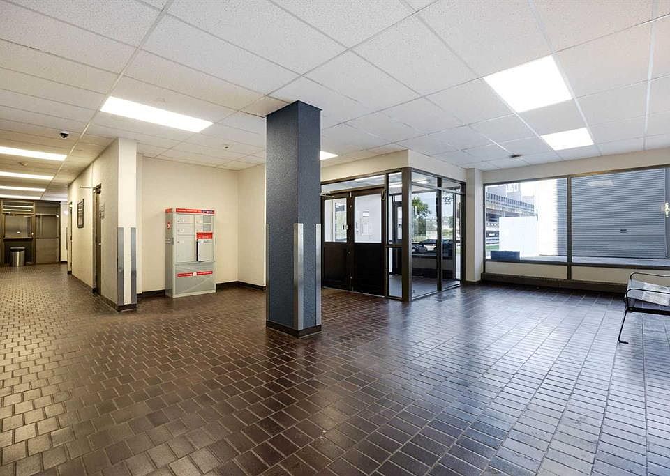 2nd image of 13221 S Macdonald Dr #1011