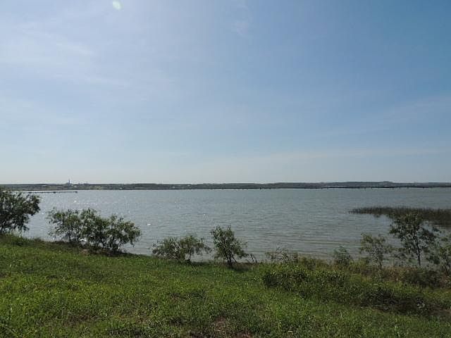 1st image of 1946 Beach Dr