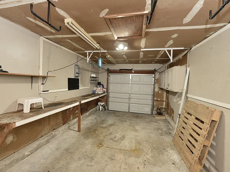 1548 Beachview Dr — Photo 29
