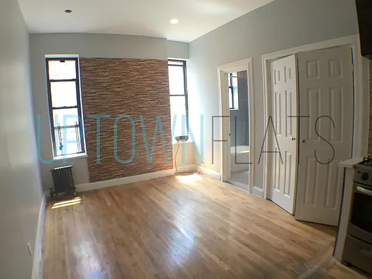 Rented by Uptown Flats LLC | media 9
