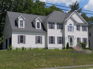 15 Dynasty Dr, Milford, MA 01757
