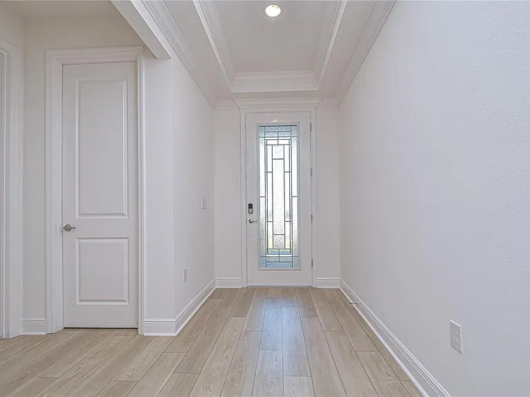 10027 Dolphin Gull Cir — Photo 6