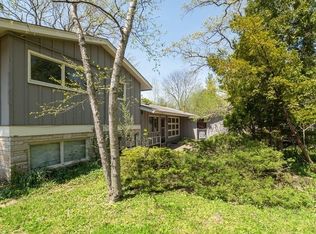 1867 Spruce Ave, Highland Park, IL
