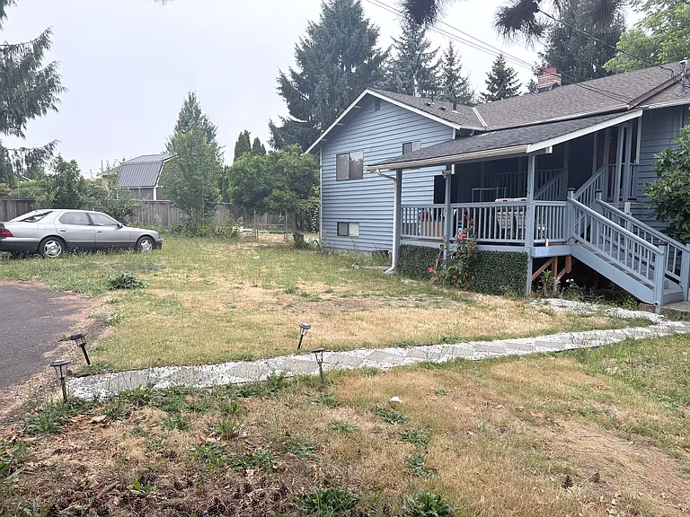2109 65th Ave NE — Photo 11