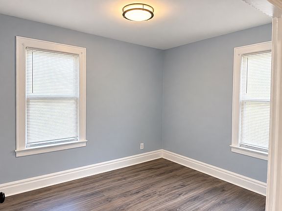 5th image of 54-56 Halstead St #2