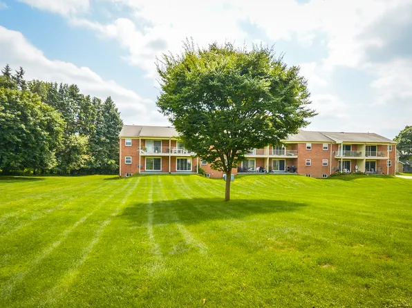 Sanbrook Apartments, 2443 Black River Rd #3cd127d80, Bethlehem, PA 18015