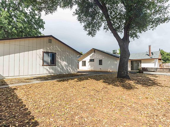 3rd image of 3624 Silverwood St