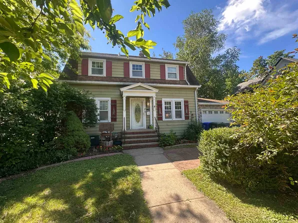 720 Grignon St, Kaukauna, WI 54130