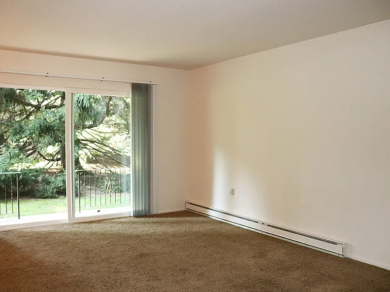 Concord Court Apartments — Photo 19