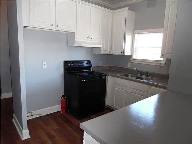 3 bed, 2.0 bath, 861 sqft, $1,400 — Photo 3