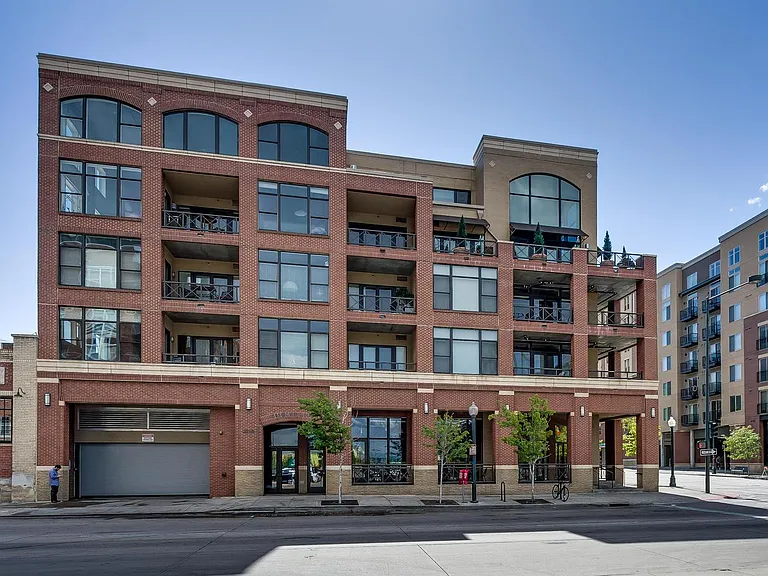 2210 Blake St #408 — Photo 1
