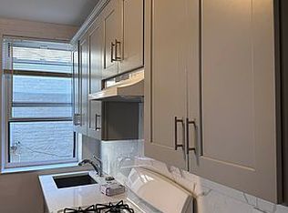 30-97 41st St #3, Astoria, NY 11103