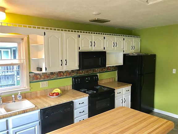 3rd image of 1621 Arcadia Ave