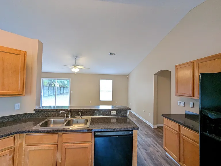 8237 Nevada St — Photo 6