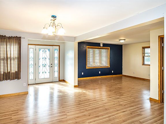 4th image of 103 Polleys Street