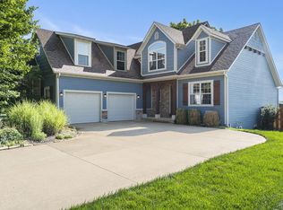 3604 N Wakefield Dr, Ozark, MO 65721