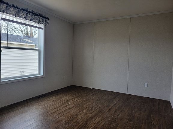 4th image of 38000 Le Chateau Blvd #136