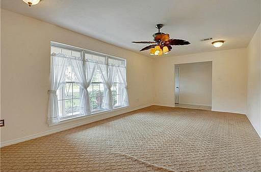 4th image of 12567 Crestwood Dr