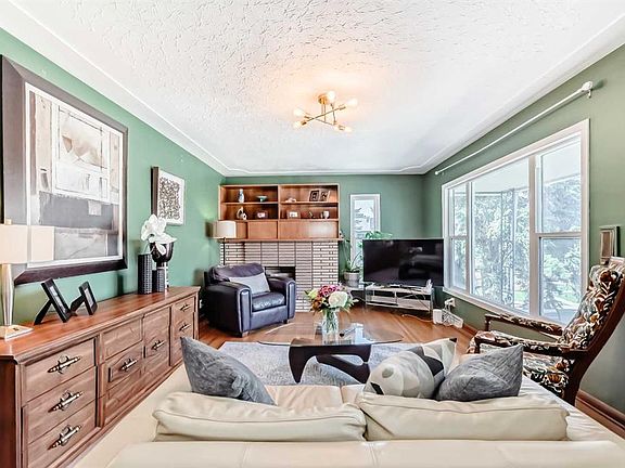 5th image of 3604 W Parkhill St SW