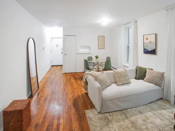 355 Saint John's Place image 3 of 9