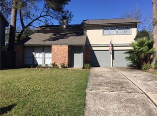 8611 Pine Shores Dr, Humble, TX 77346