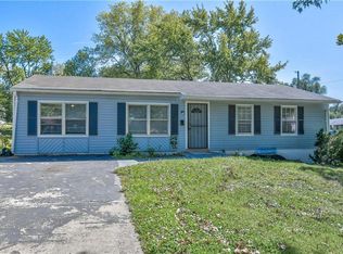 6301 E 152nd Ter, Grandview, MO 64030