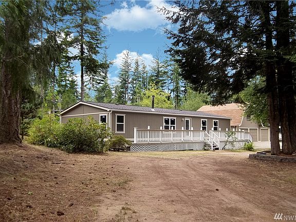 2nd image of 13956 Timberwood Pl SE