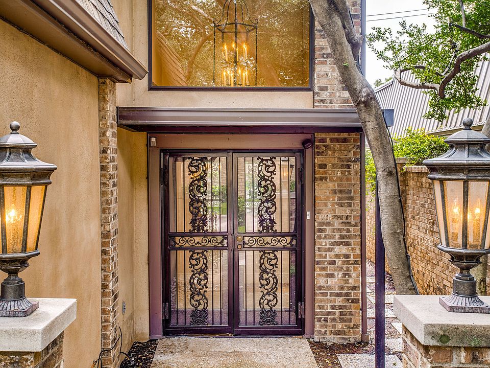 11910-tavel-cir-dallas-tx-2-High-Res-27.jpg