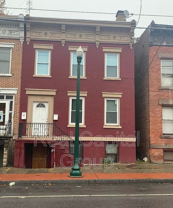 1st image of 339 Congress St Floor 1