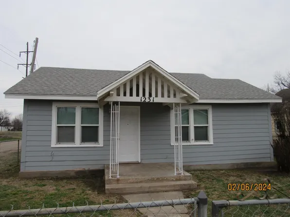 1231 N 11th St, Enid, OK 73701