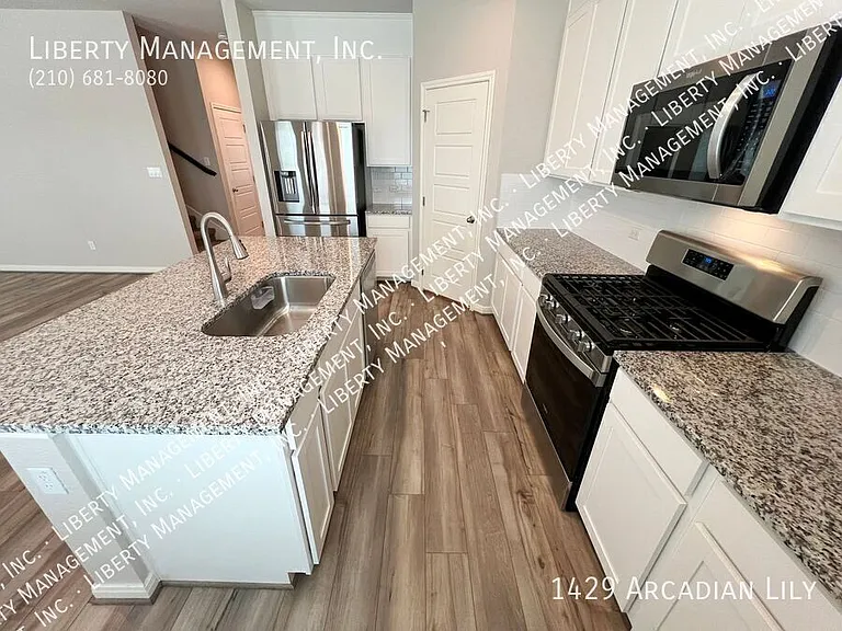 1429 Arcadian Lily — Photo 19