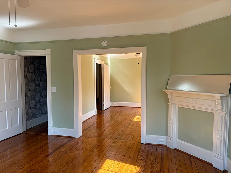 216 Glasgow St #1/2 — Photo 9