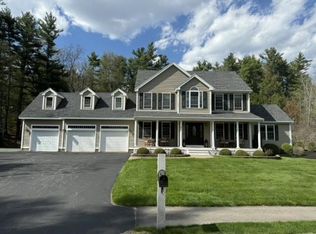 16 Montclair Dr, Nashua, NH 03063