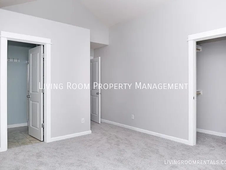 1142 SW 162nd Ave — Photo 12