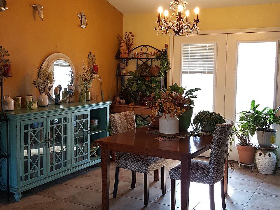 2nd image of 130 Pico Cir
