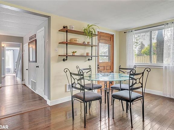 5th image of 316 Park St
