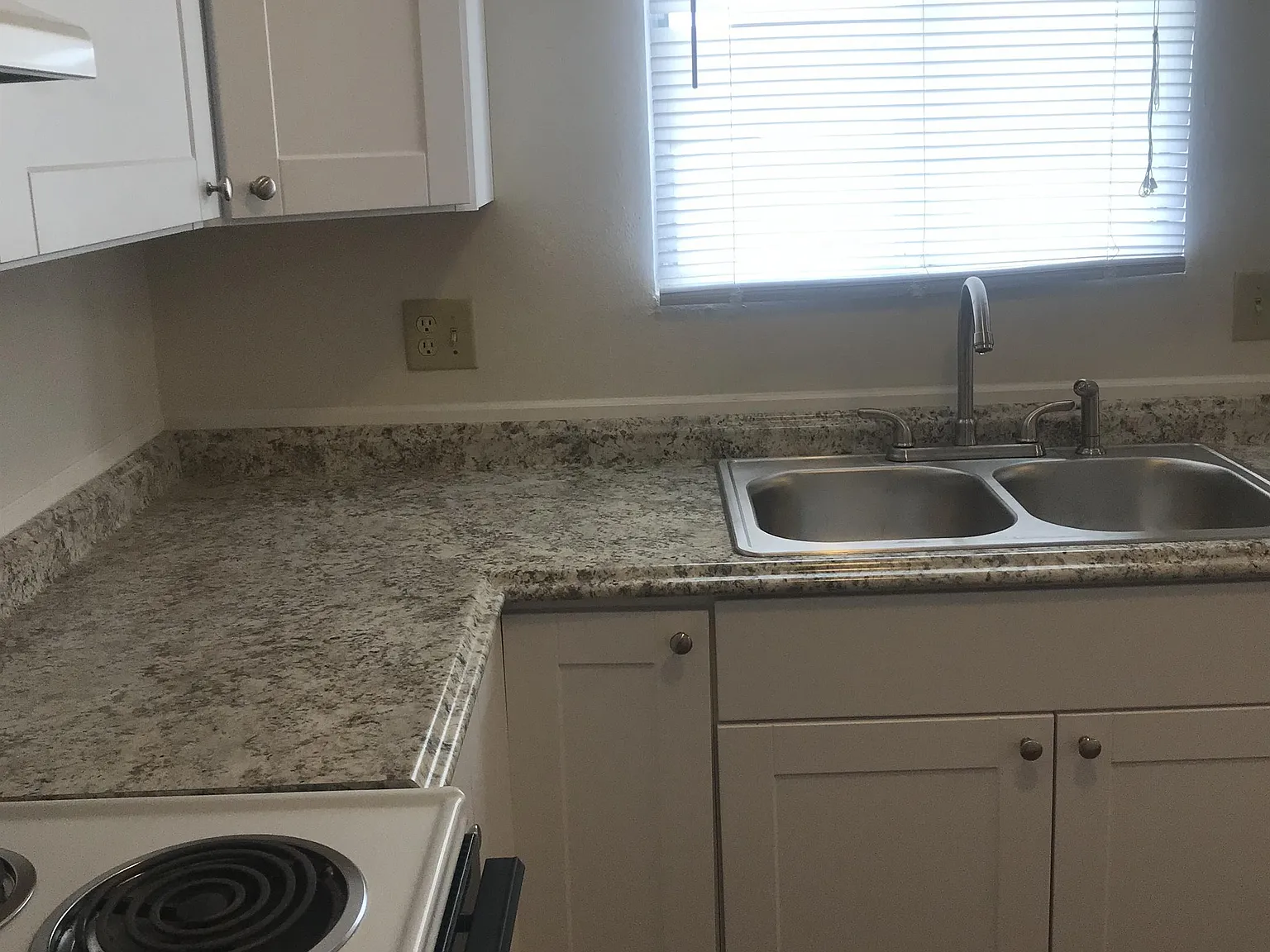 1401 West Allison Road - 3 — Photo 2